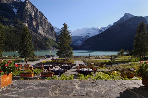 Fairmont Chateau Lake Louise terrace outside